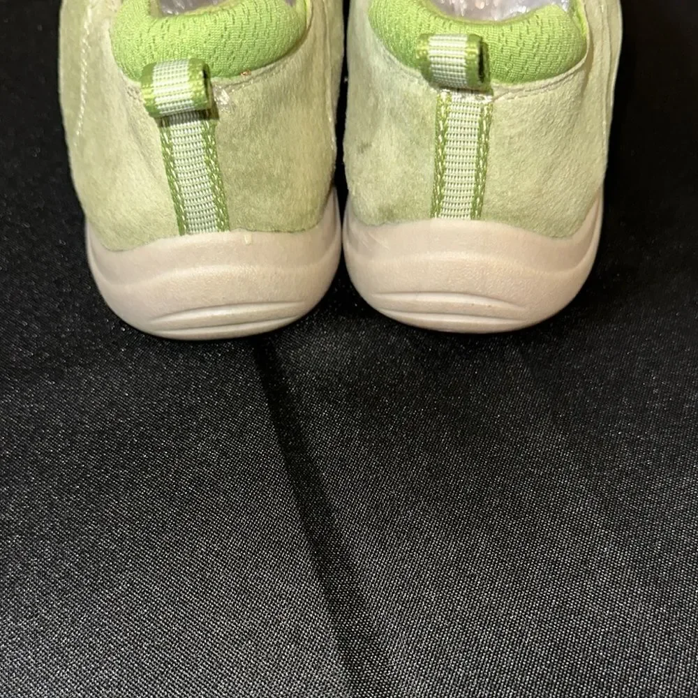 Earth Origins by Earth Women's Green Suede Casual Sneakers Size 11